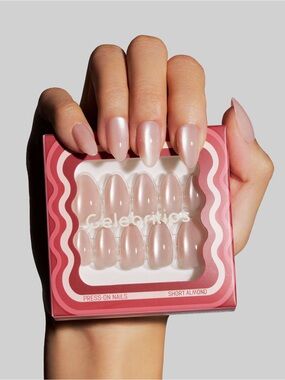 Celebritips She Wears Crystals on Her Nails Press-On Nail Set NIB